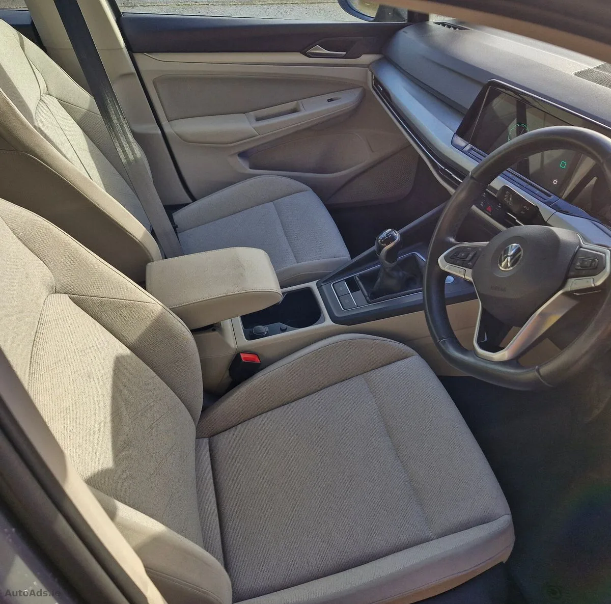 2022 Volkswagen Golf – photo 18