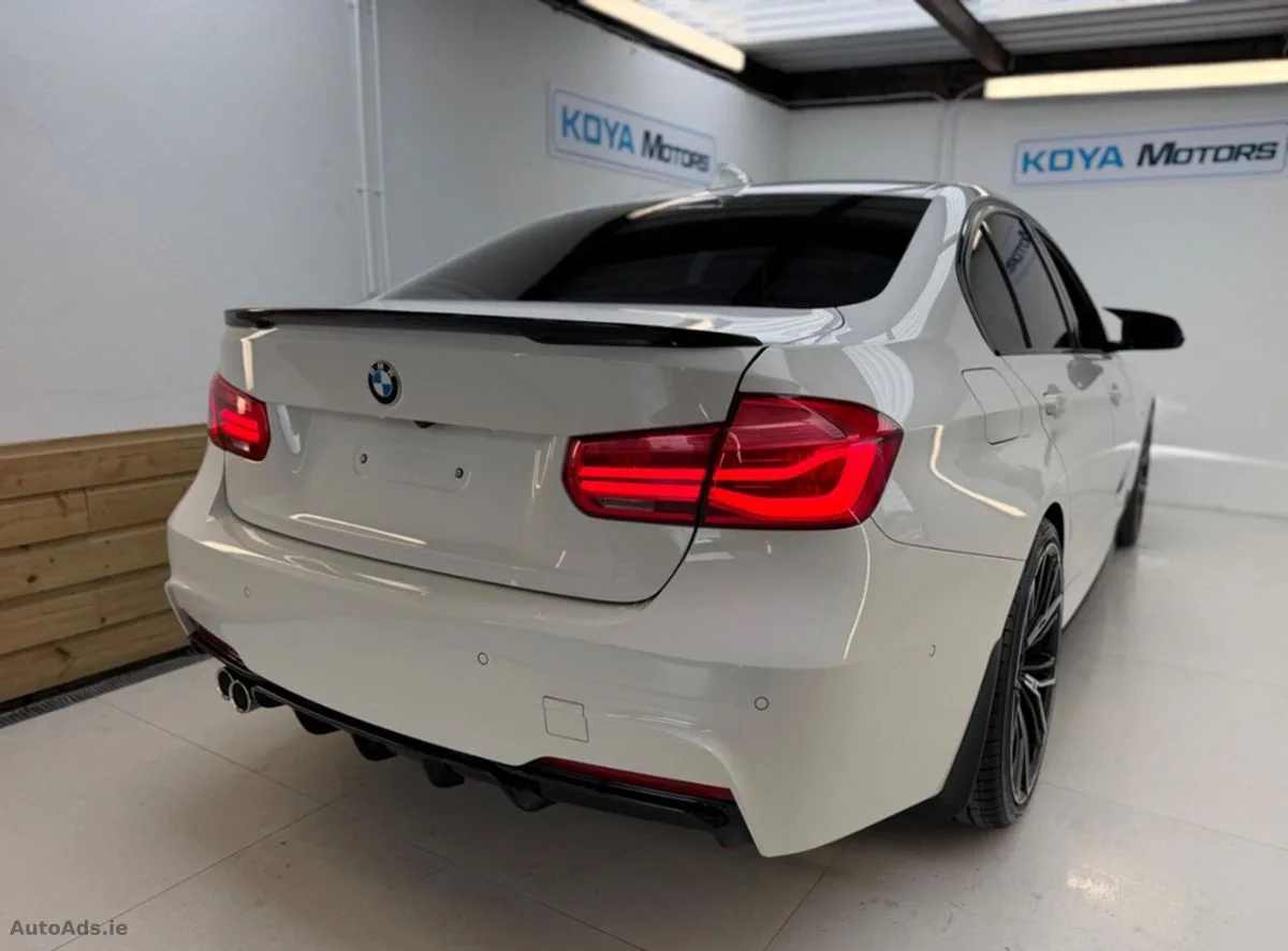 2017 BMW 3-Series – photo 13