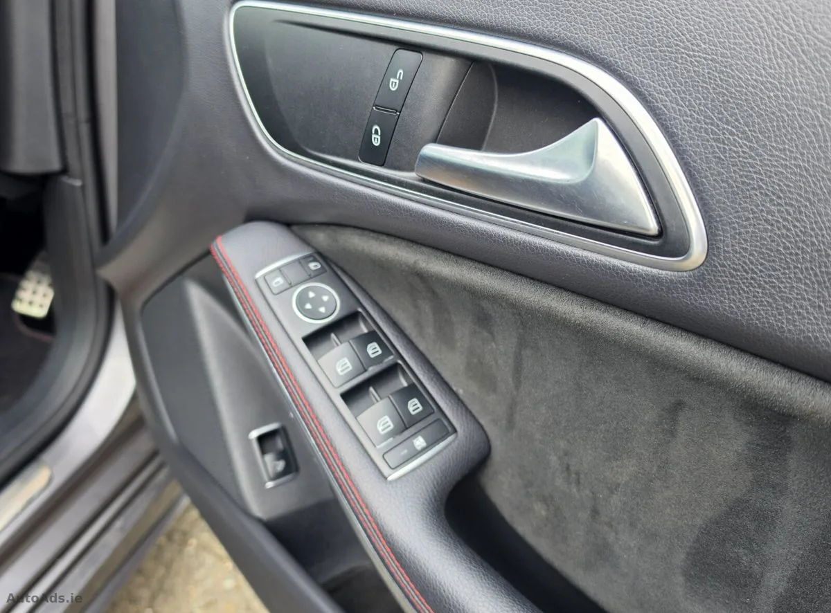 2018 Mercedes-Benz CLA – photo 15