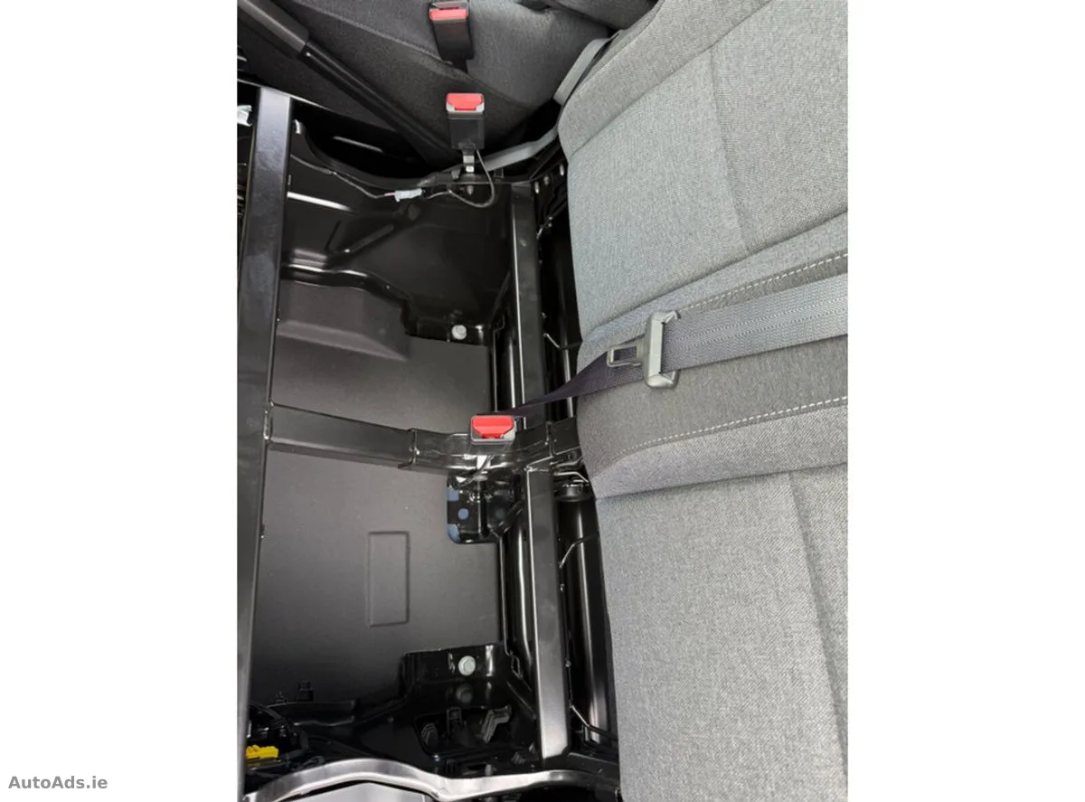 2026 Nissan Interstar – photo 19