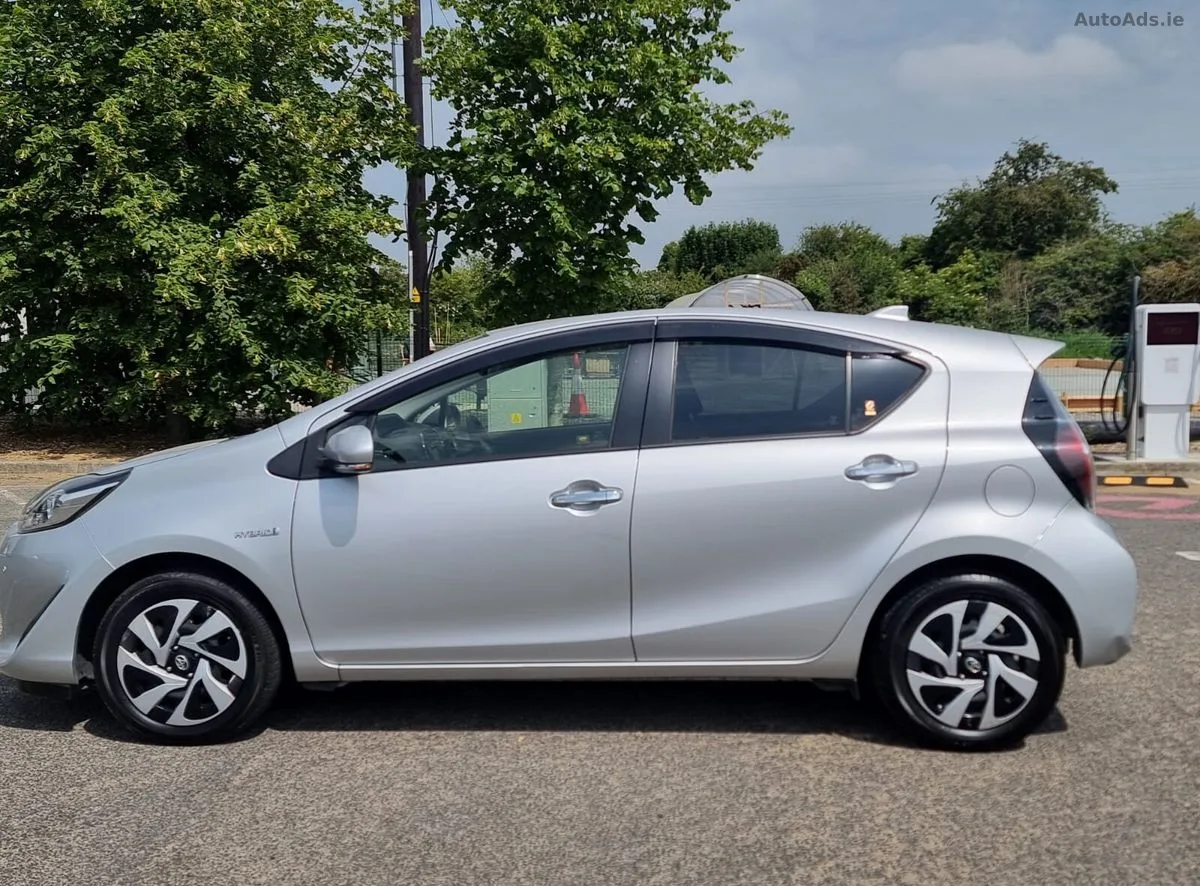 2020 Toyota Aqua – photo 7
