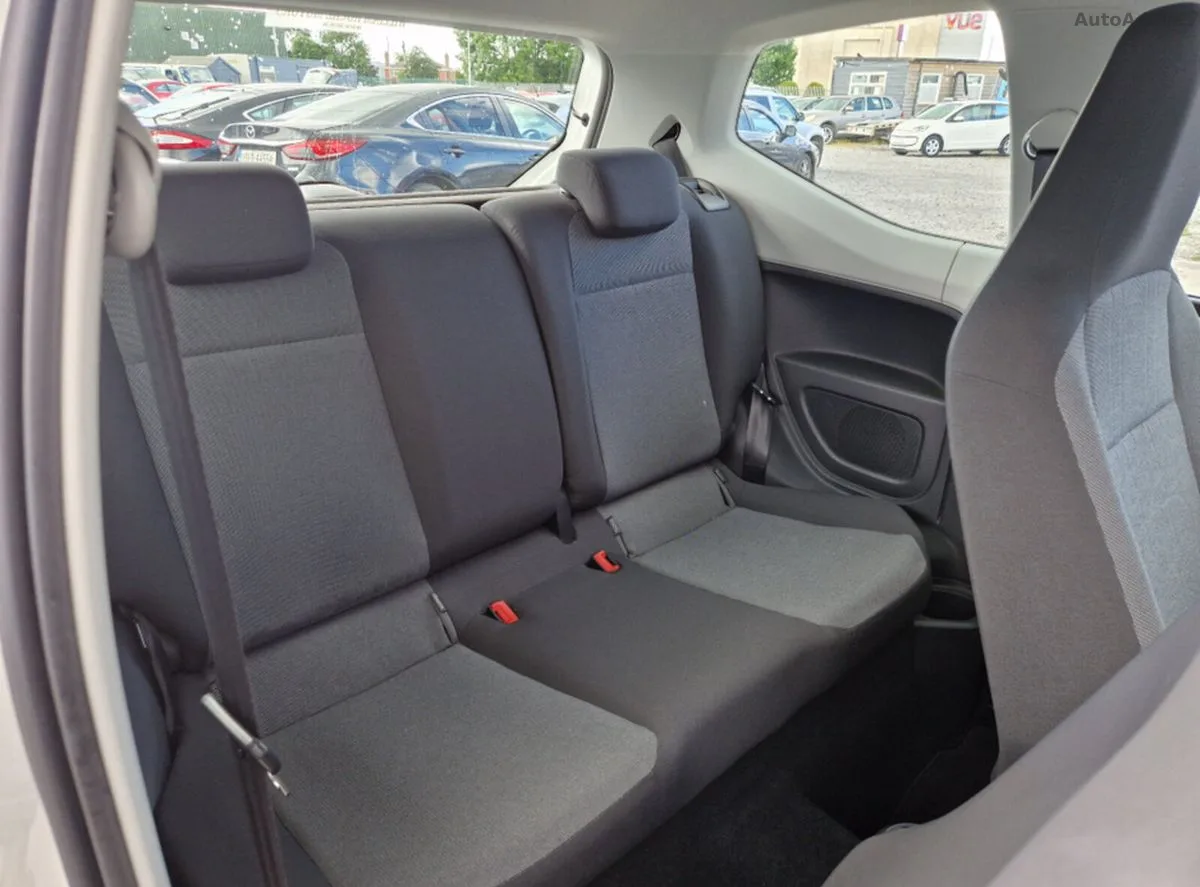 2013 Volkswagen up! – photo 18