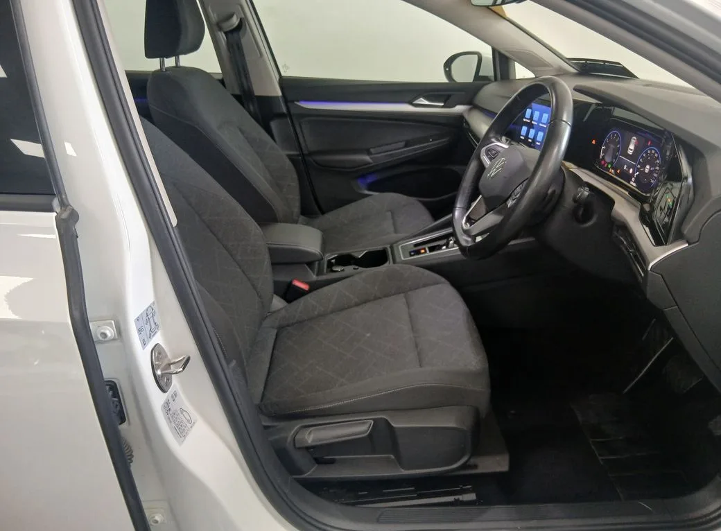 2023 Volkswagen Golf – photo 9