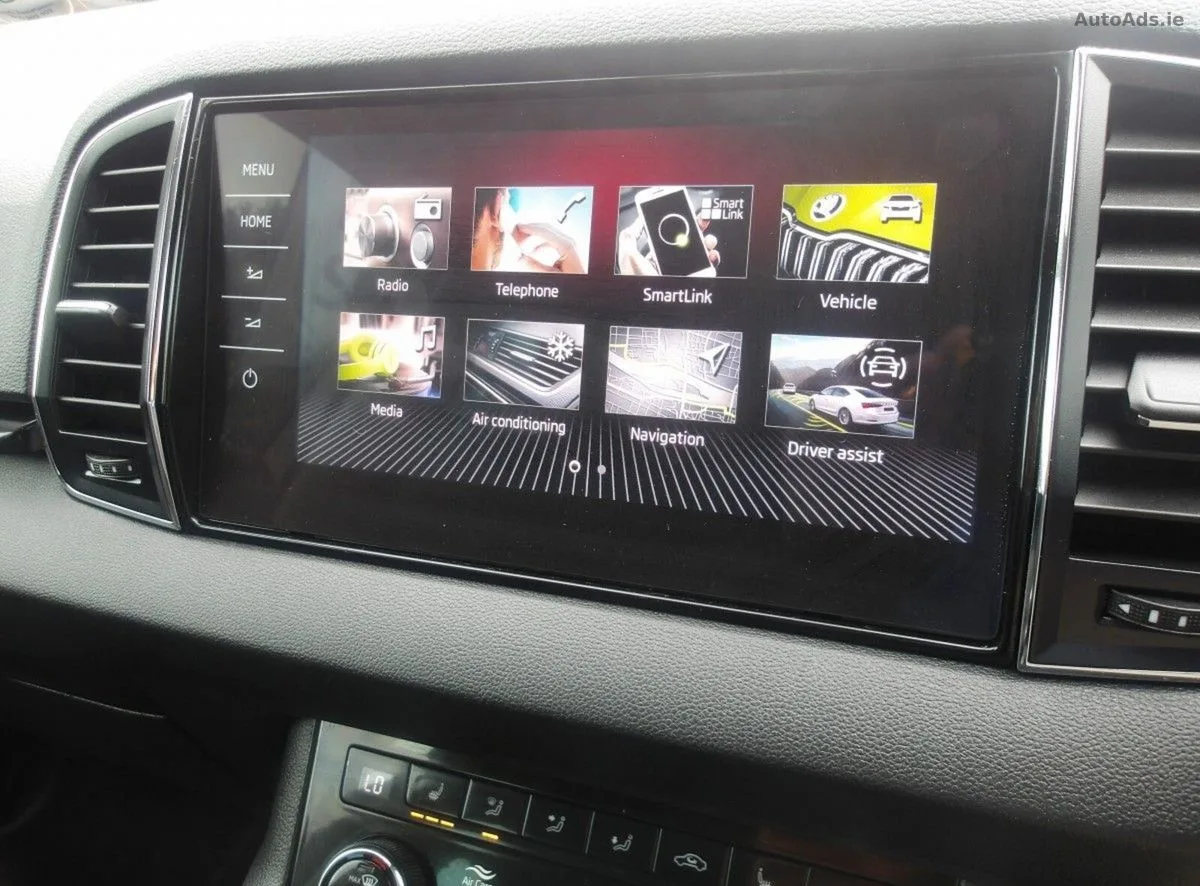 2023 Skoda Karoq – photo 3