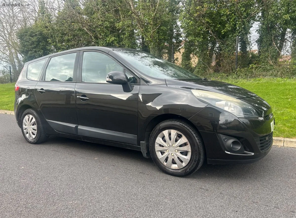 2010 Renault Grand Scenic – photo 1