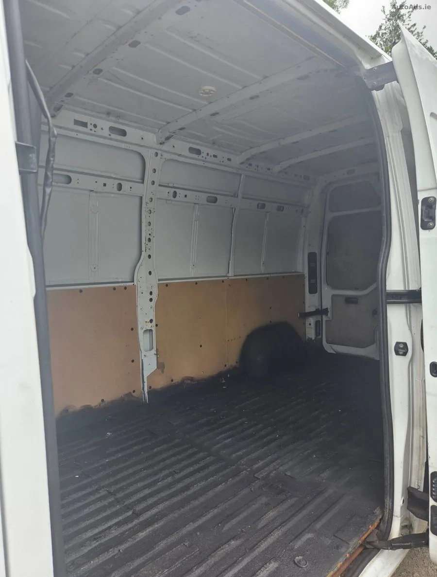 2018 Nissan NV400 – photo 16