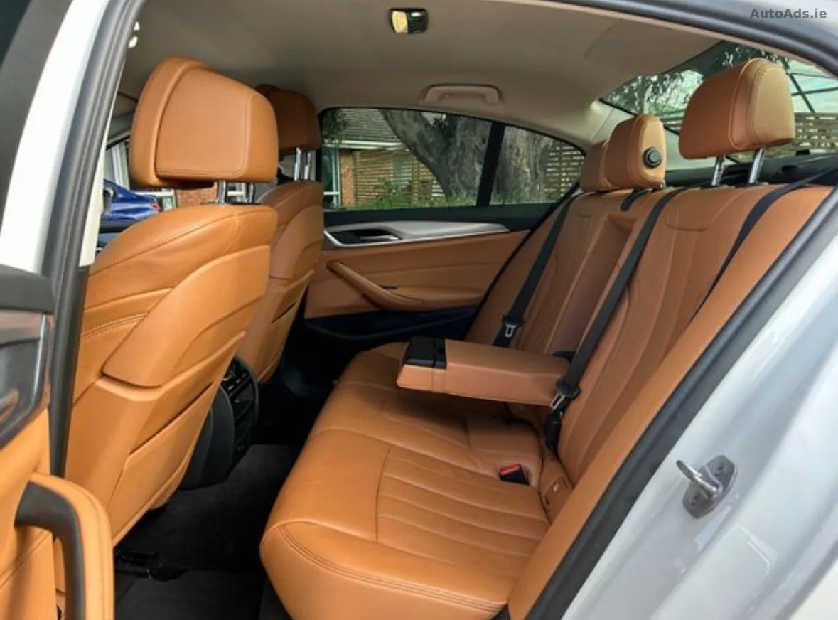 2017 BMW 5 Series – photo 8