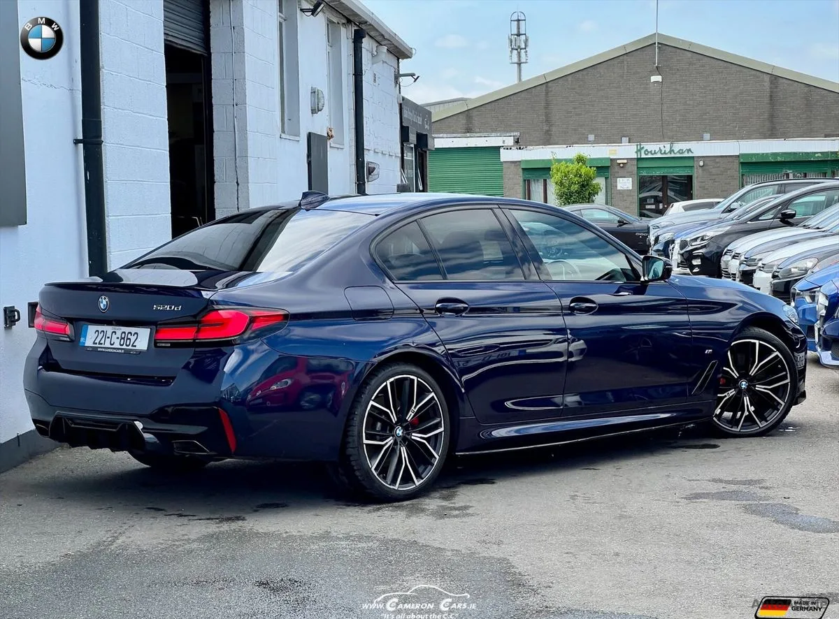 2022 BMW 5-Series – photo 3
