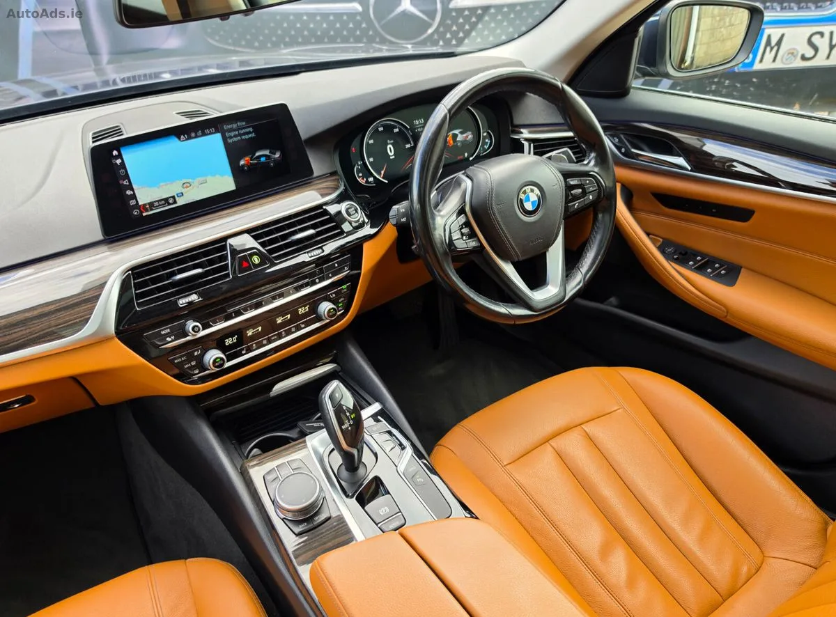 2017 BMW 5-Series – photo 16