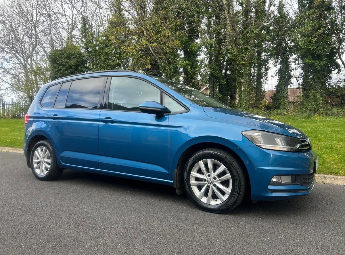 2017 Volkswagen Touran