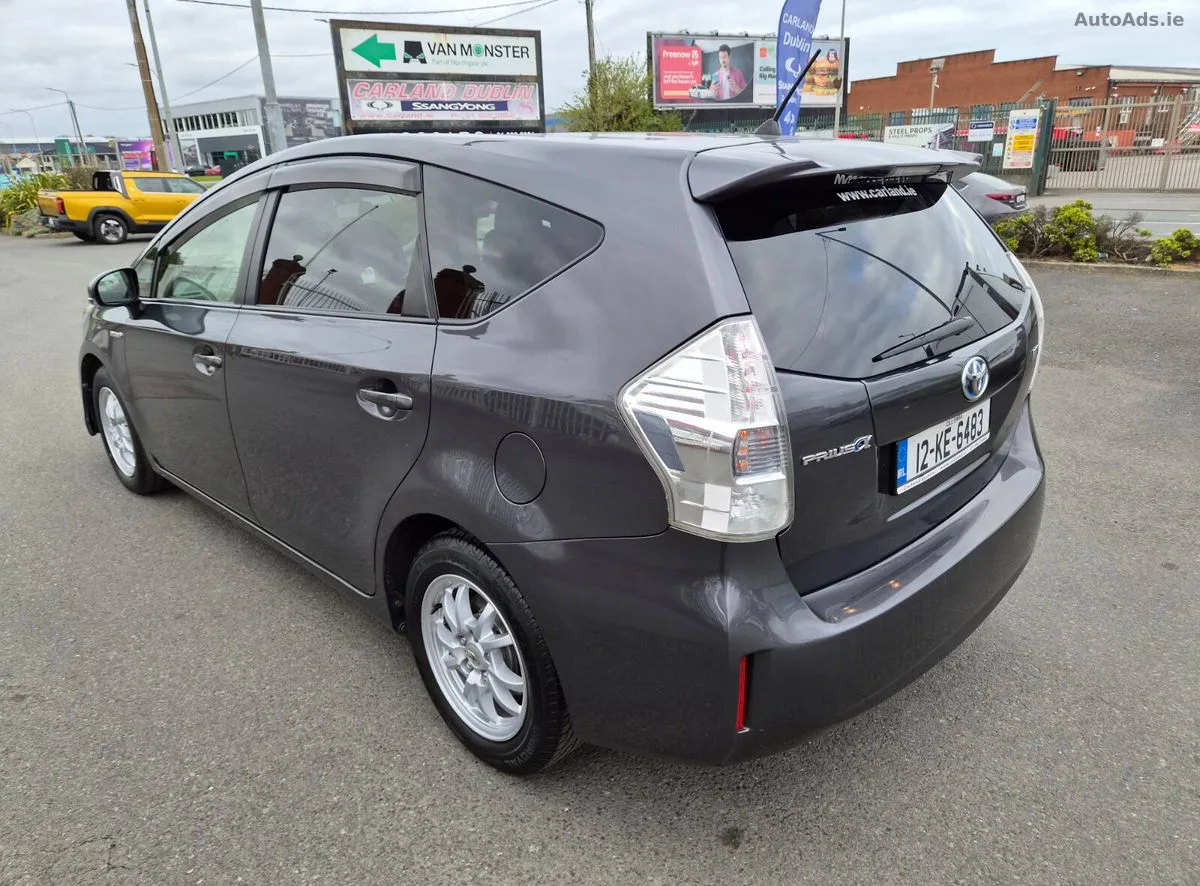 2012 Toyota Prius – photo 6