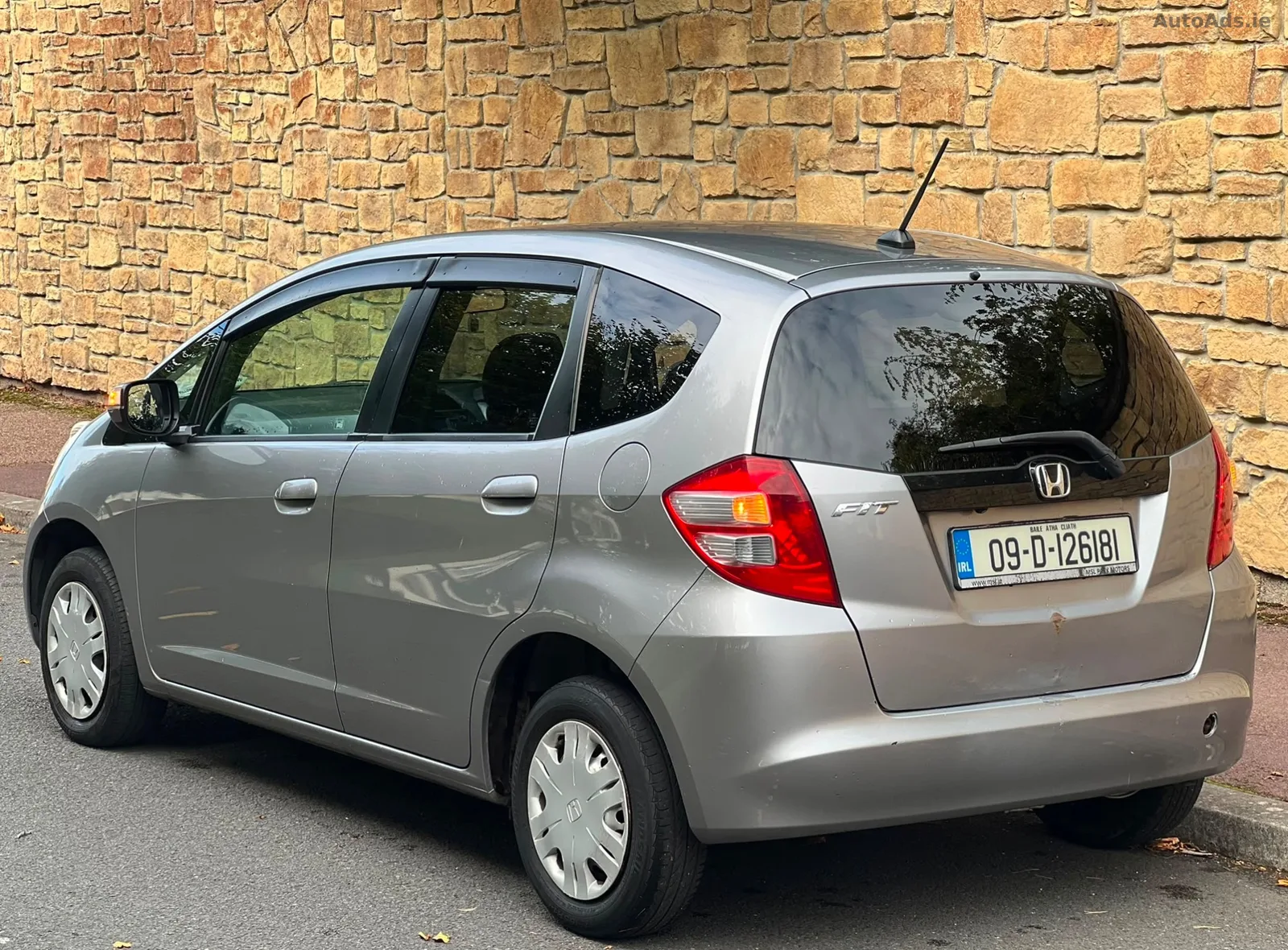 2009 Honda Fit – photo 6
