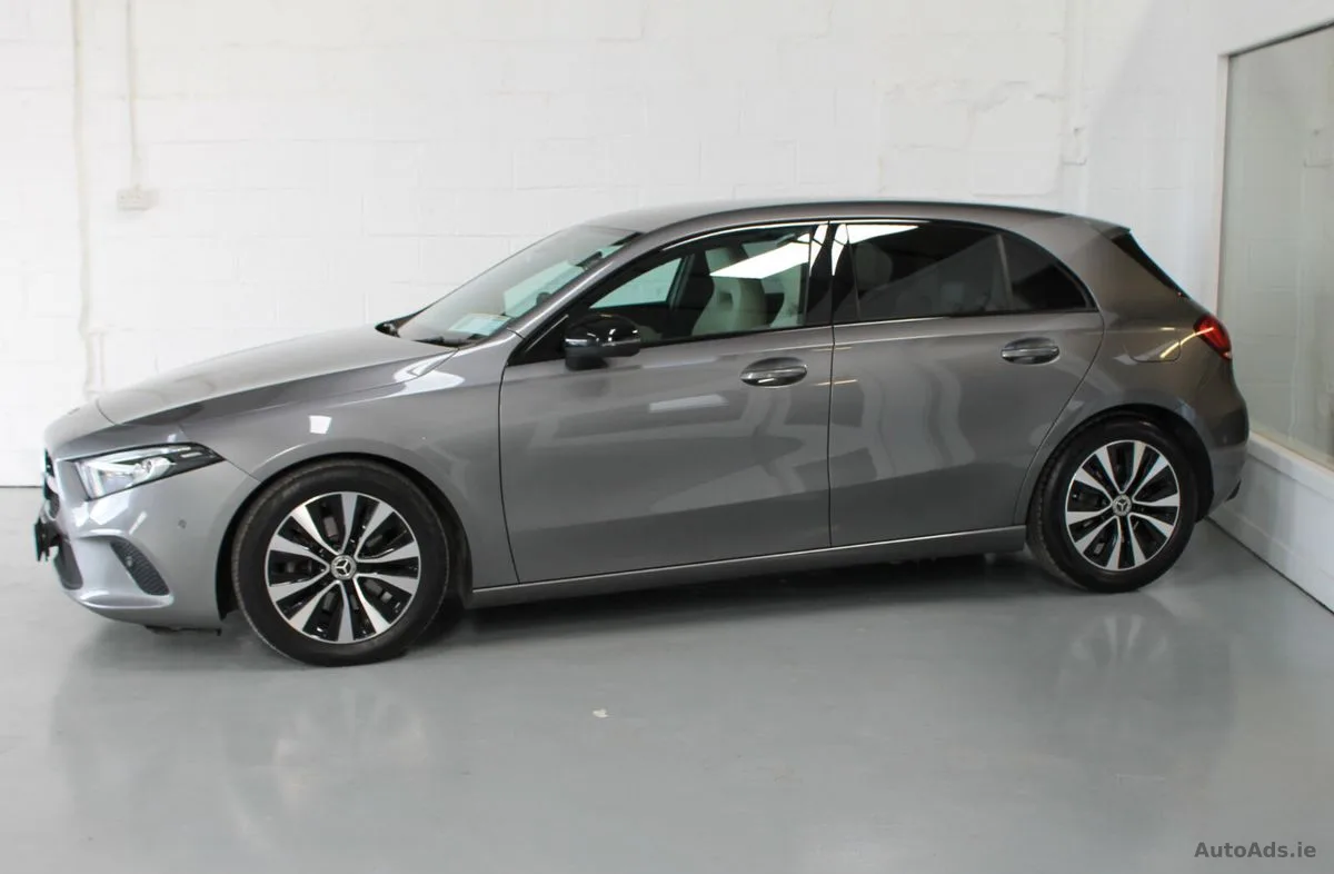 2023 Mercedes-Benz A-Class – photo 4