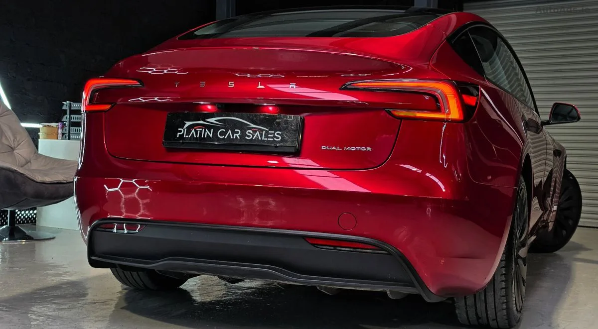 2024 Tesla Model 3 – photo 8