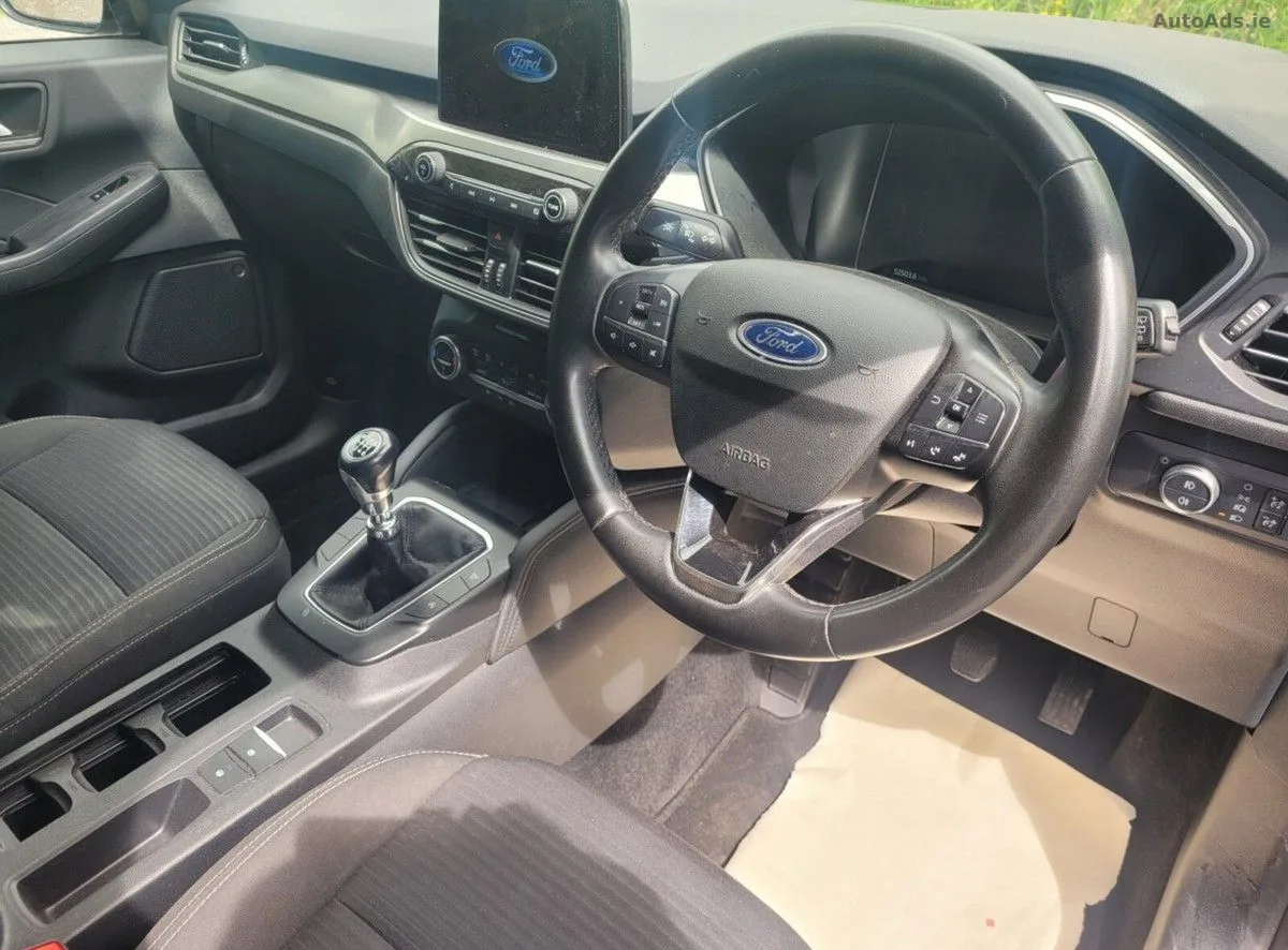 2022 Ford Kuga – photo 6