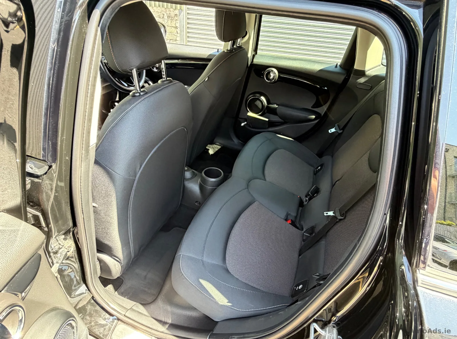 2015 MINI One – photo 7