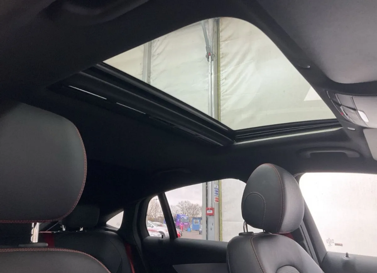 2021 Mercedes-Benz GLC – photo 12
