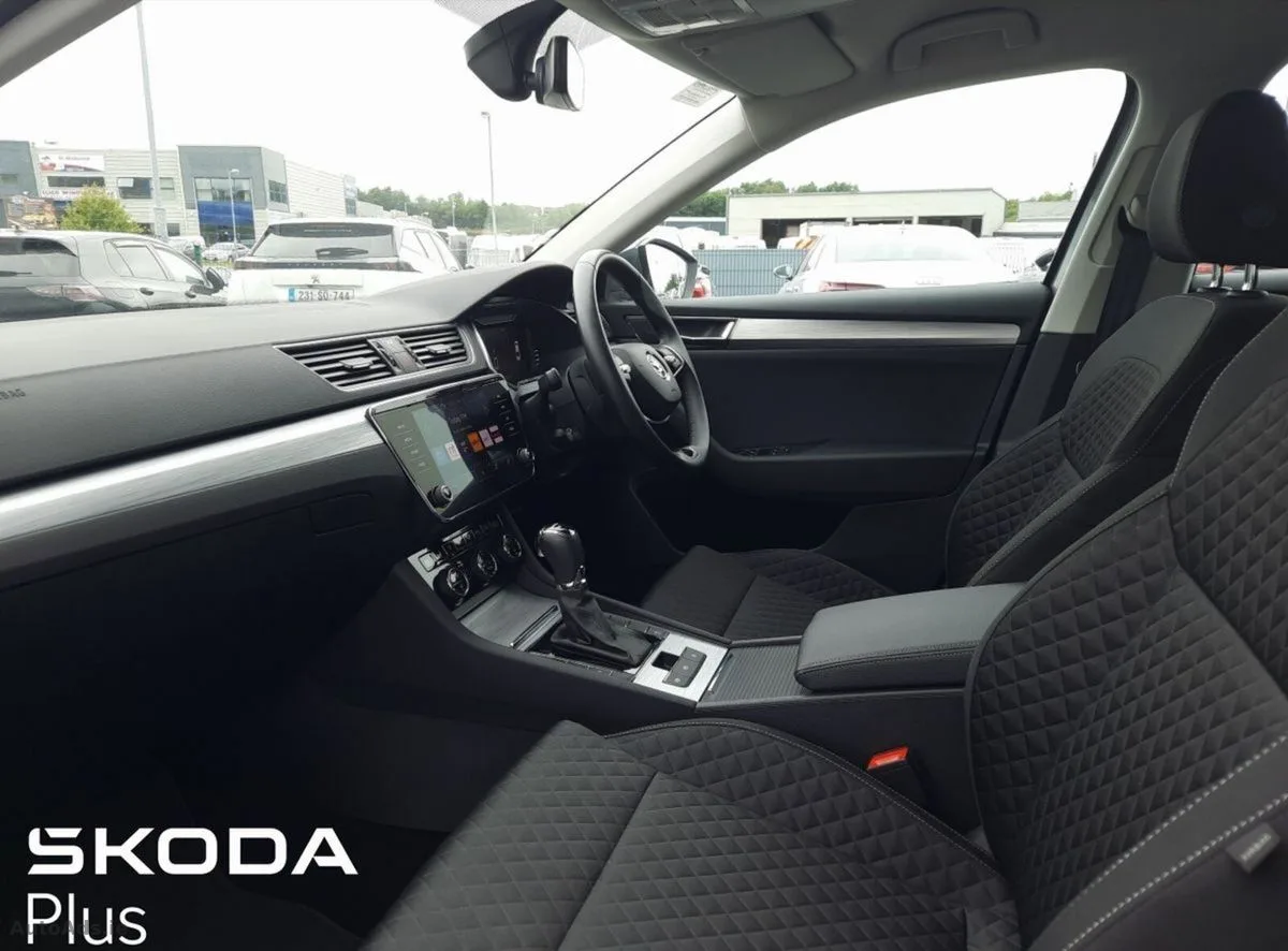 2024 Skoda Superb – photo 4