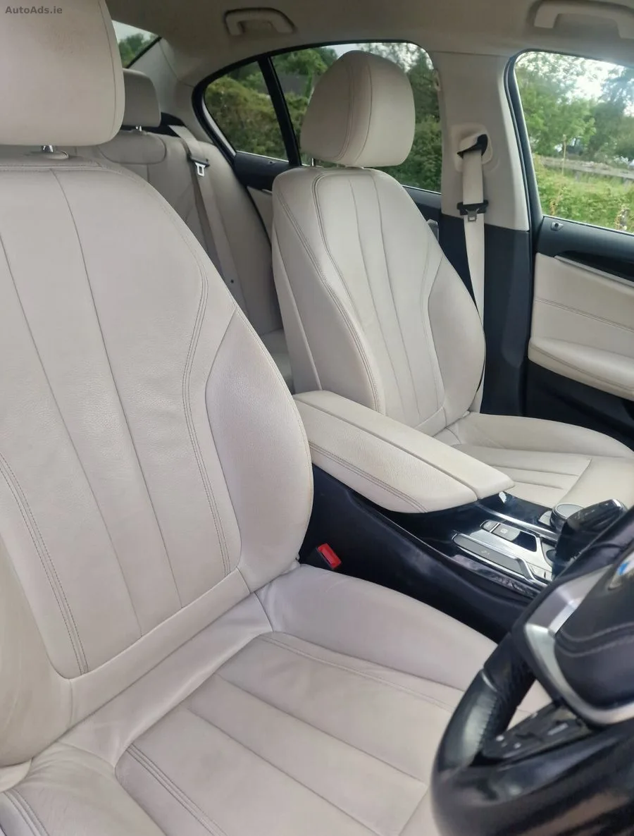 2017 BMW 5-Series – photo 7