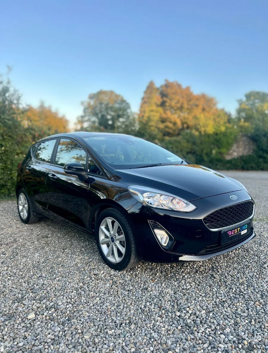 2019 Ford Fiesta – photo 2