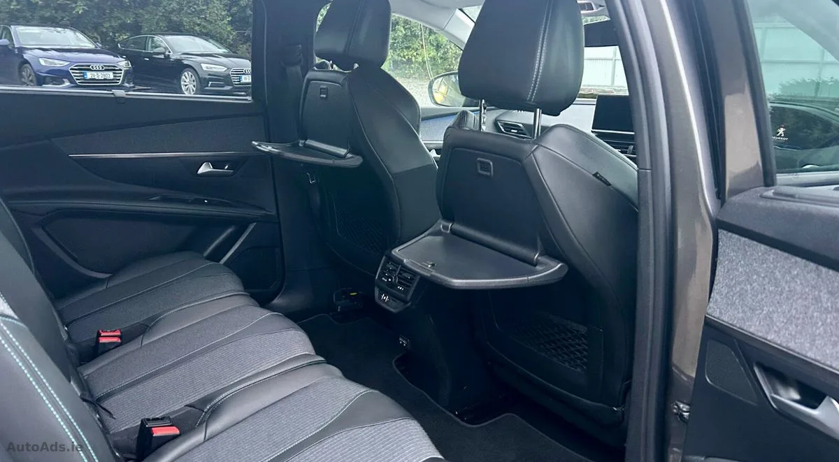 2021 Peugeot 5008 – photo 11