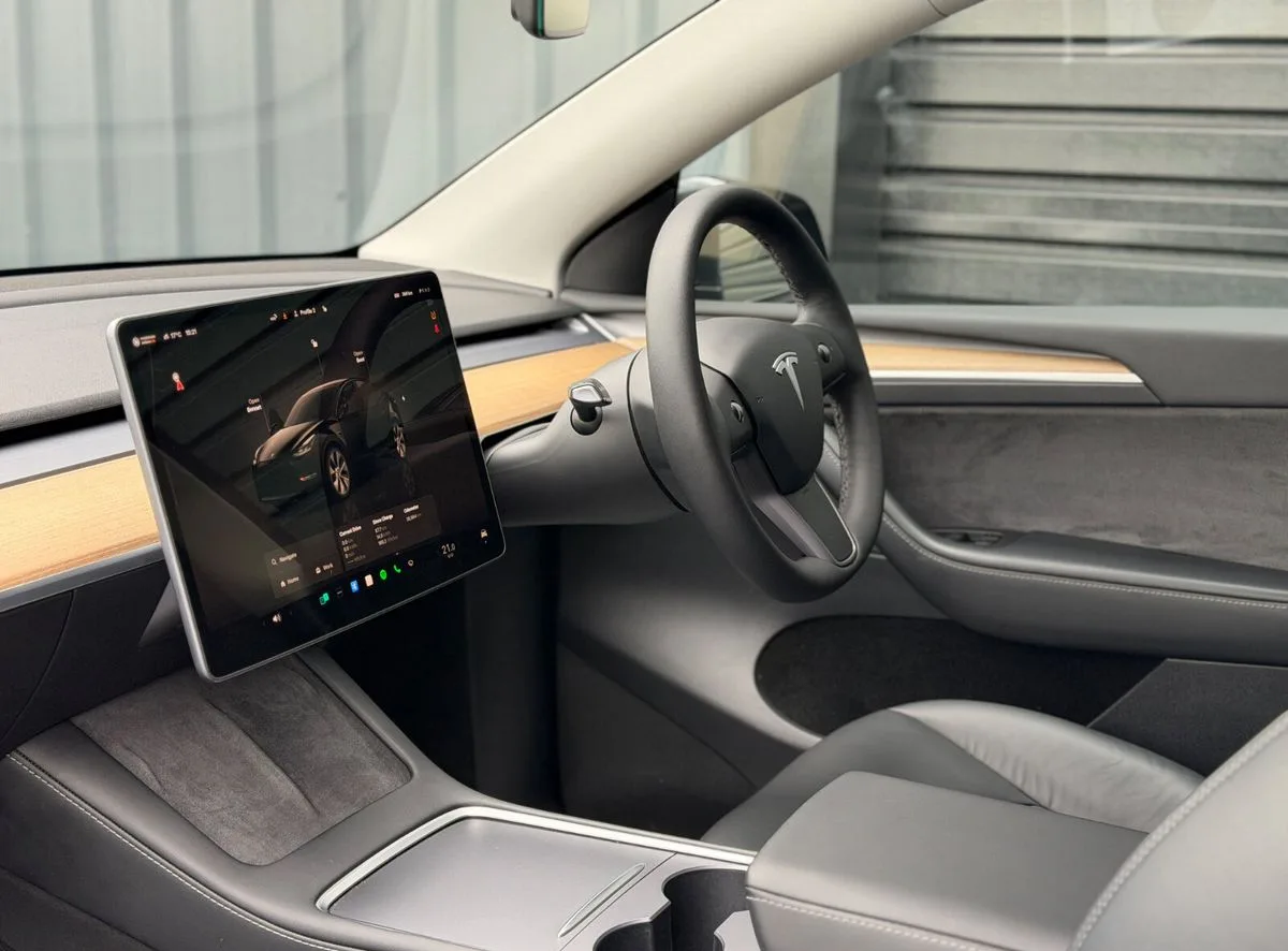 2022 Tesla Model Y – photo 15