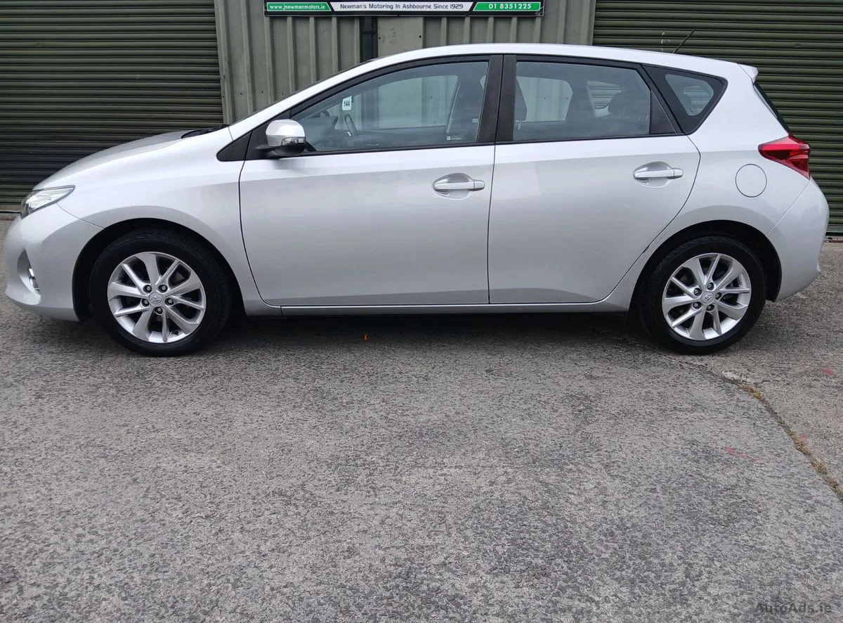 2014 Toyota Auris – photo 9