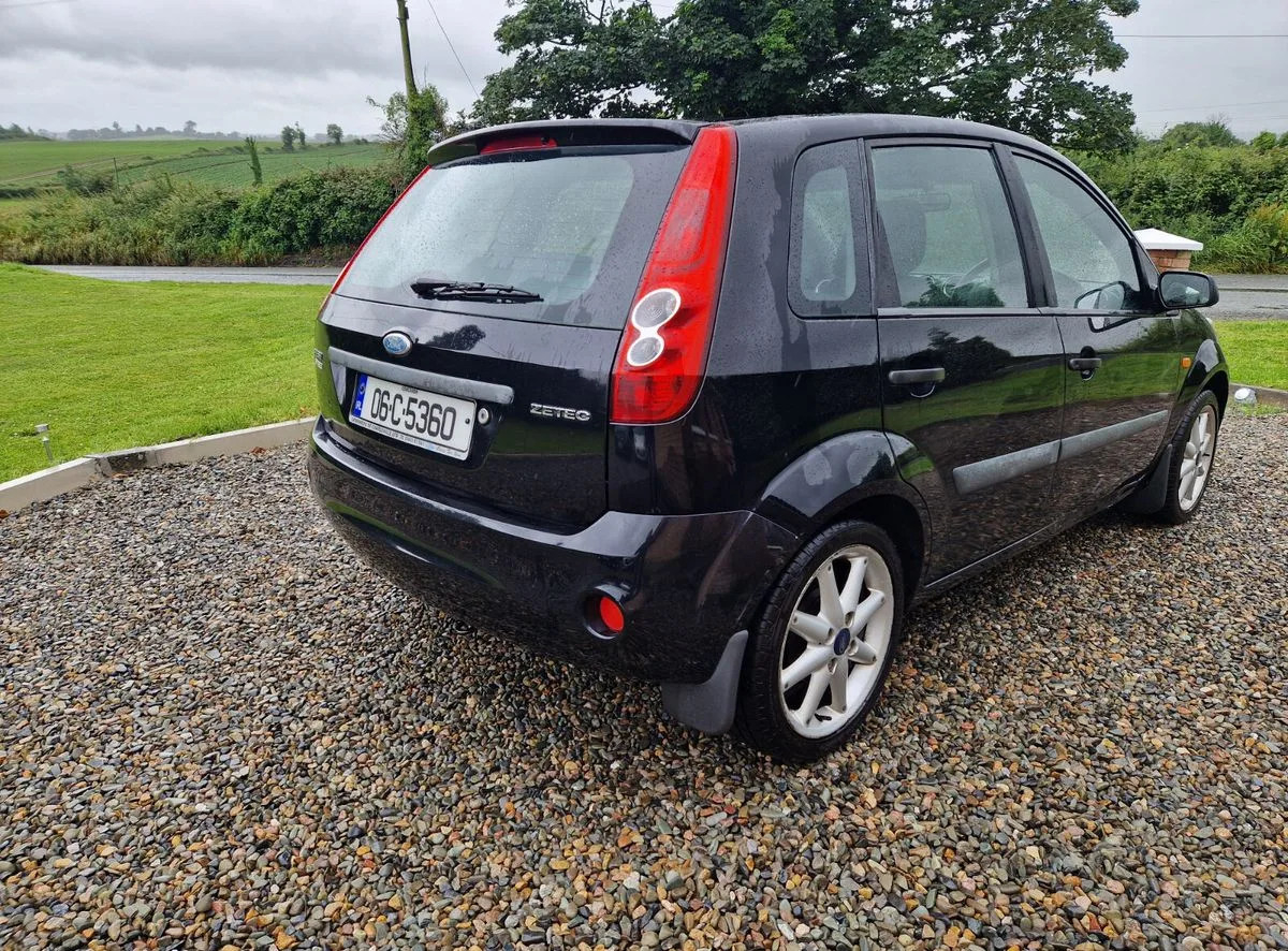 2006 Ford Fiesta – photo 3