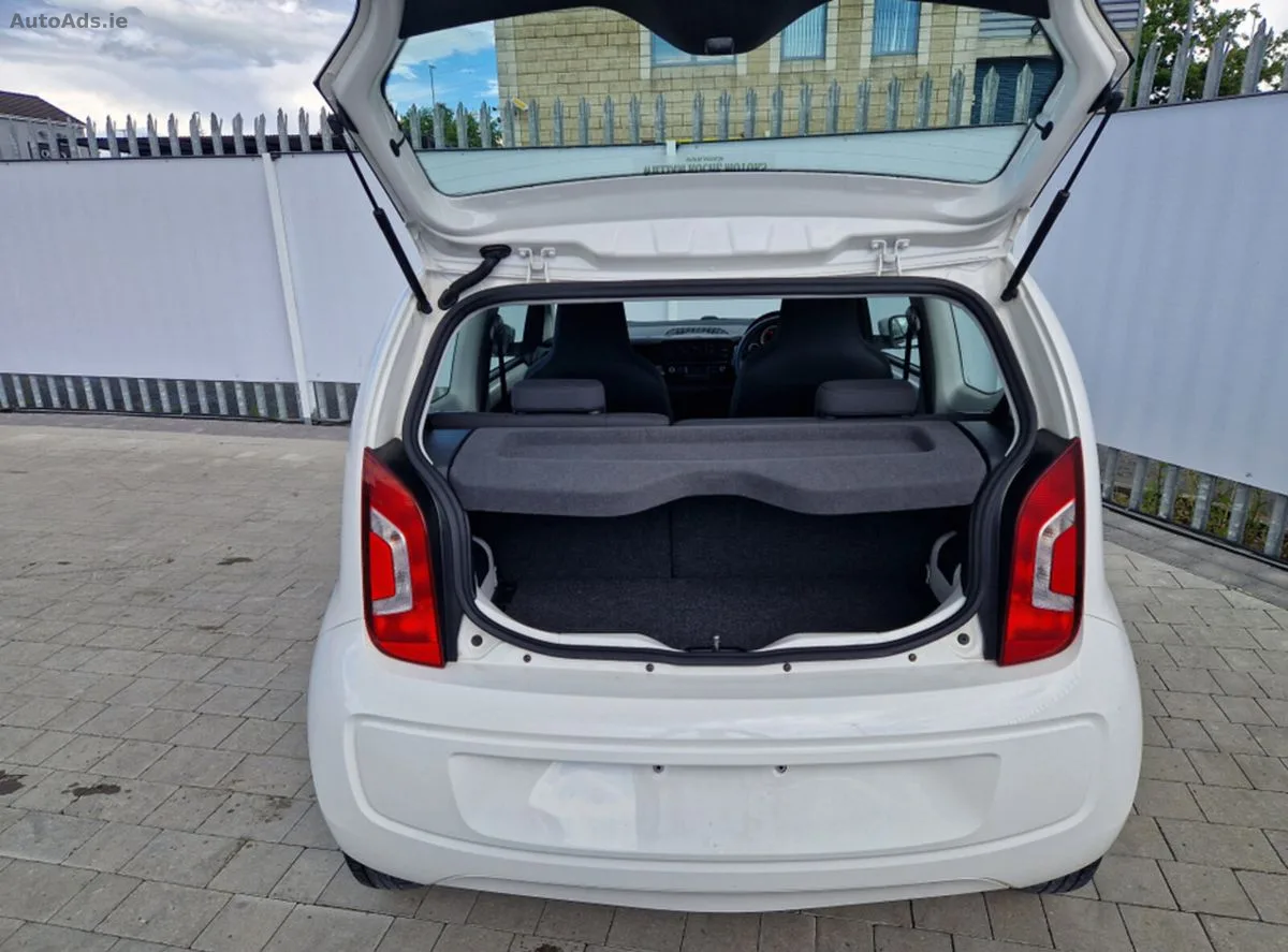 2013 Volkswagen up! – photo 10