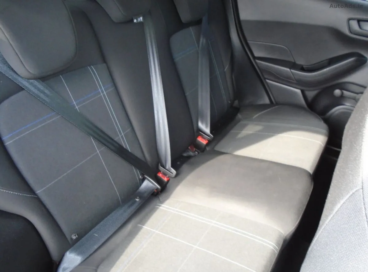 2021 Ford Fiesta – photo 15