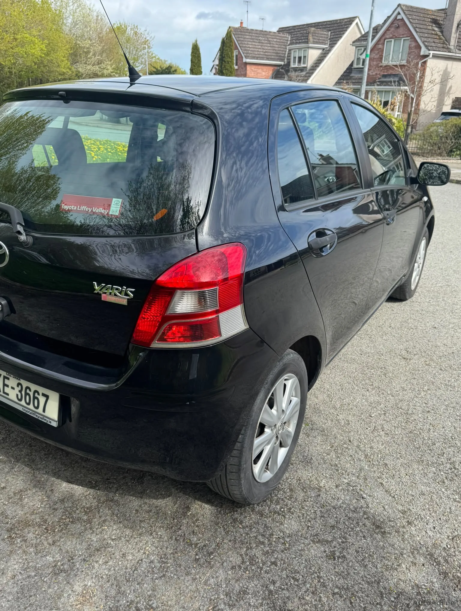 2011 Toyota Yaris – photo 6