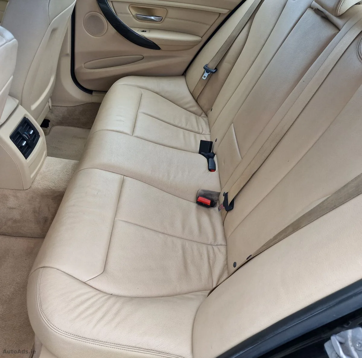 2013 BMW 3-Series – photo 9