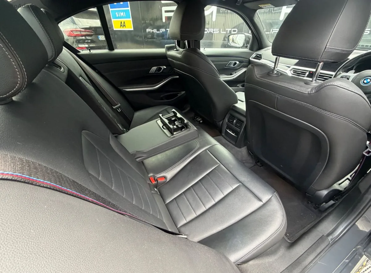 2022 BMW 3-Series – photo 13