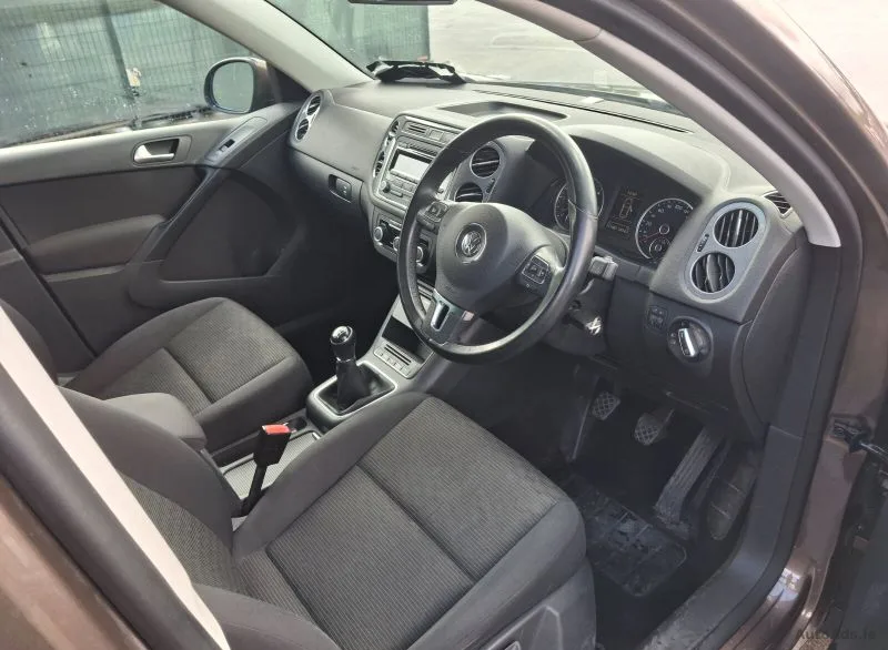 2014 Volkswagen Tiguan – photo 10