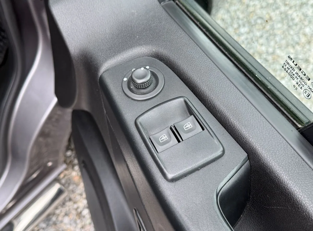 2021 Renault Trafic – photo 16