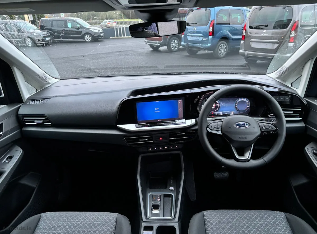2026 Ford Tourneo Connect – photo 18