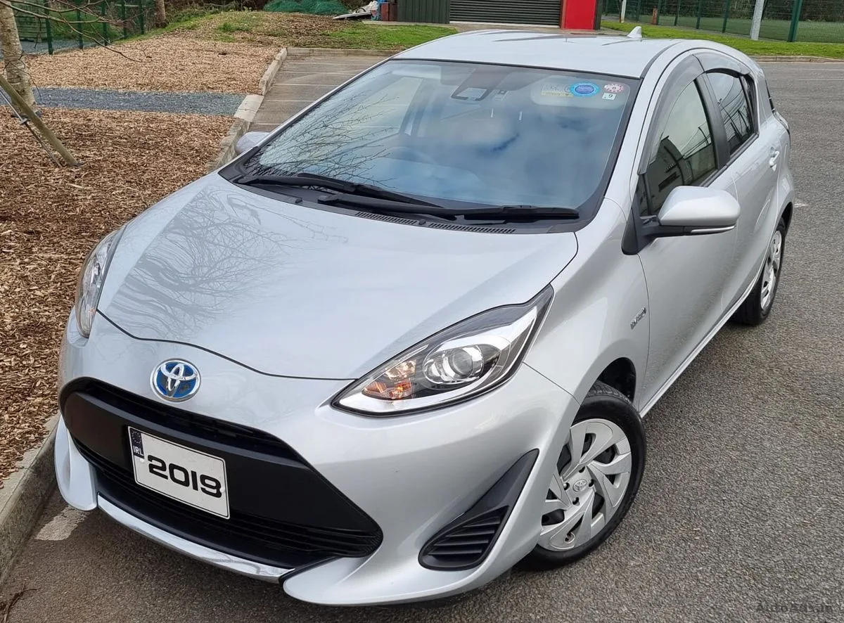 2019 Toyota Aqua – photo 3