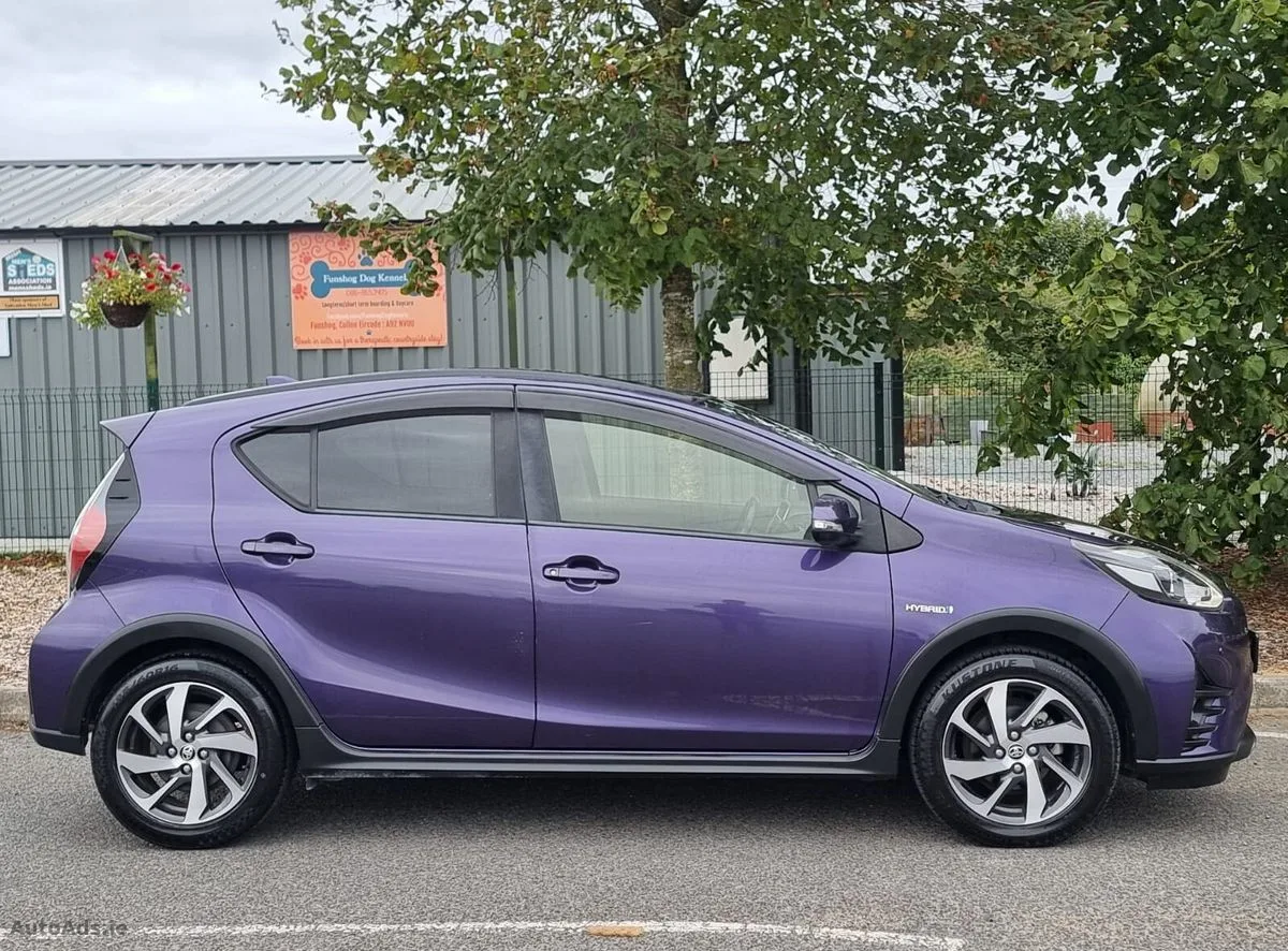 2019 Toyota Aqua – photo 6