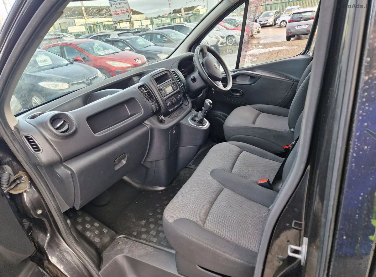 2020 Nissan NV300 – photo 7