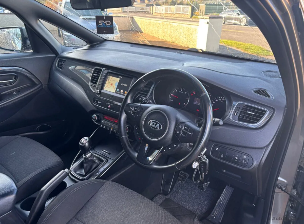 2018 Kia Carens – photo 8