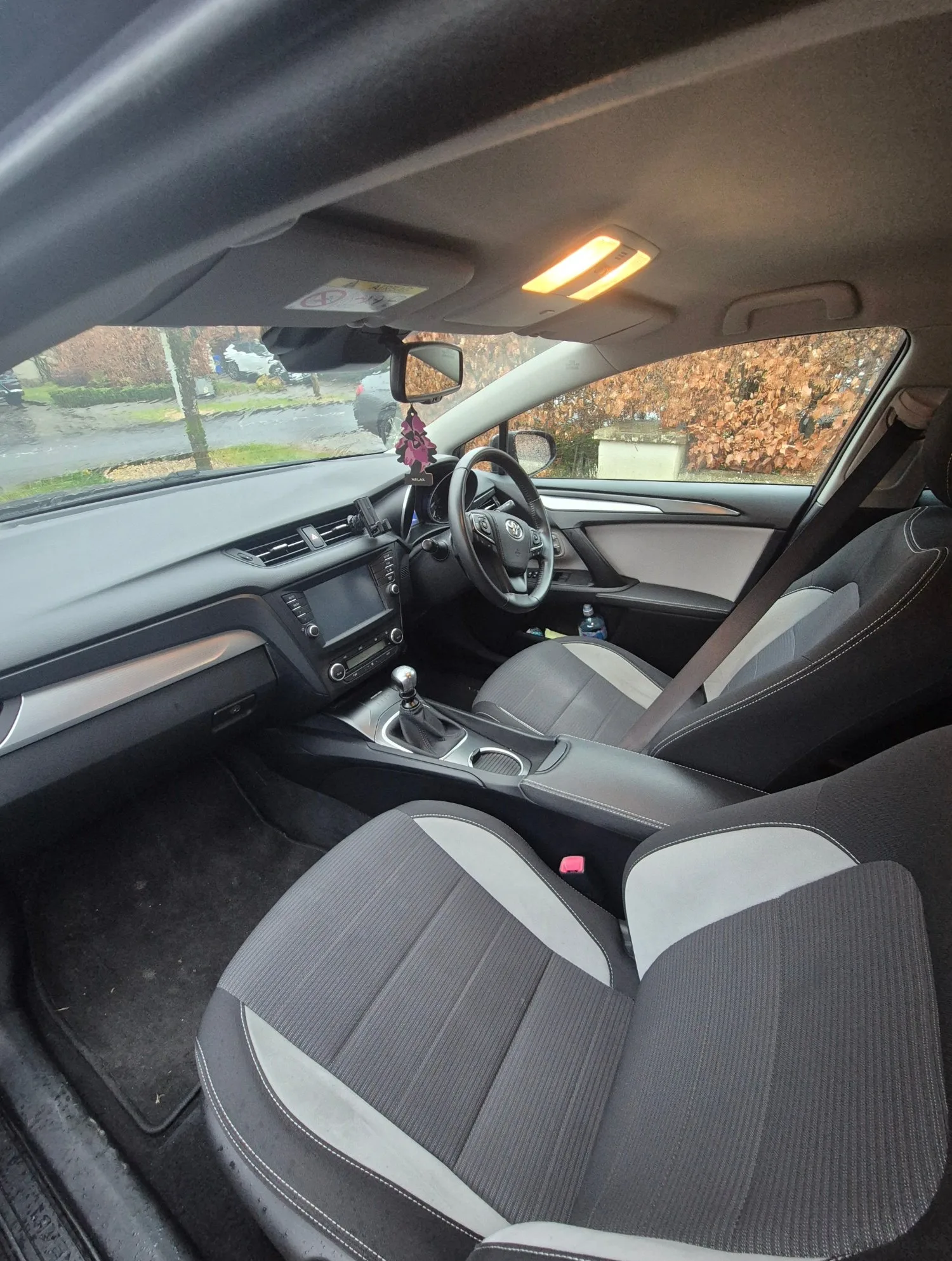 2018 Toyota Avensis – photo 6