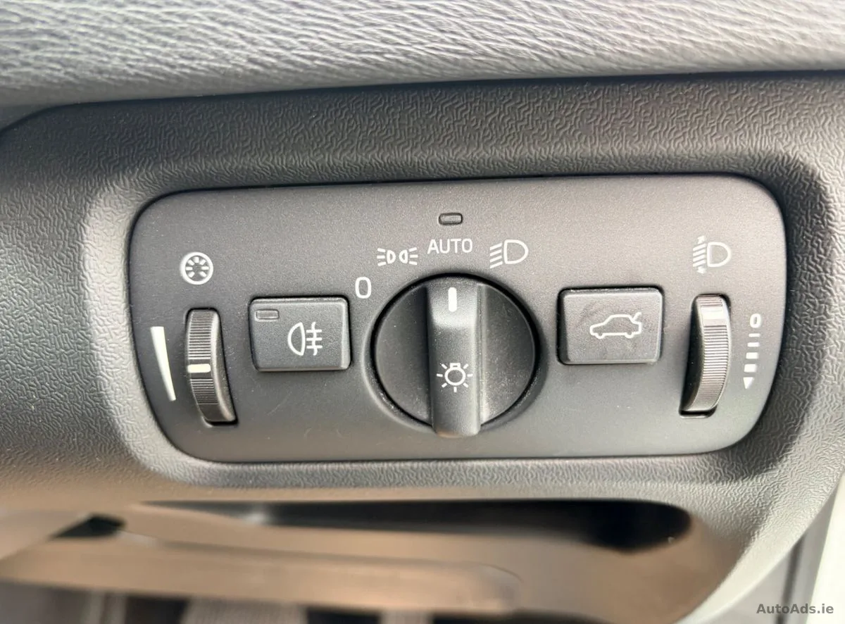 2014 Volvo V40 – photo 16