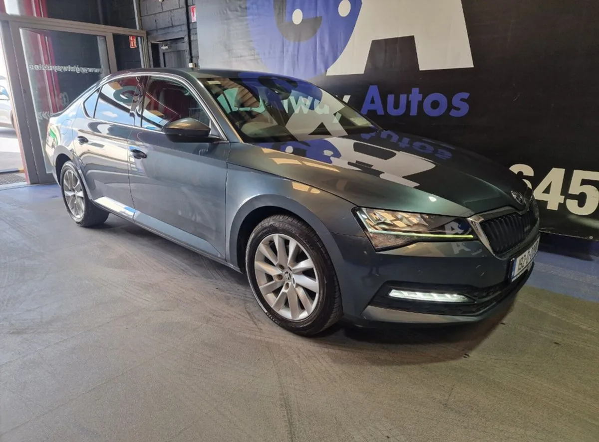2019 Skoda Superb – photo 11