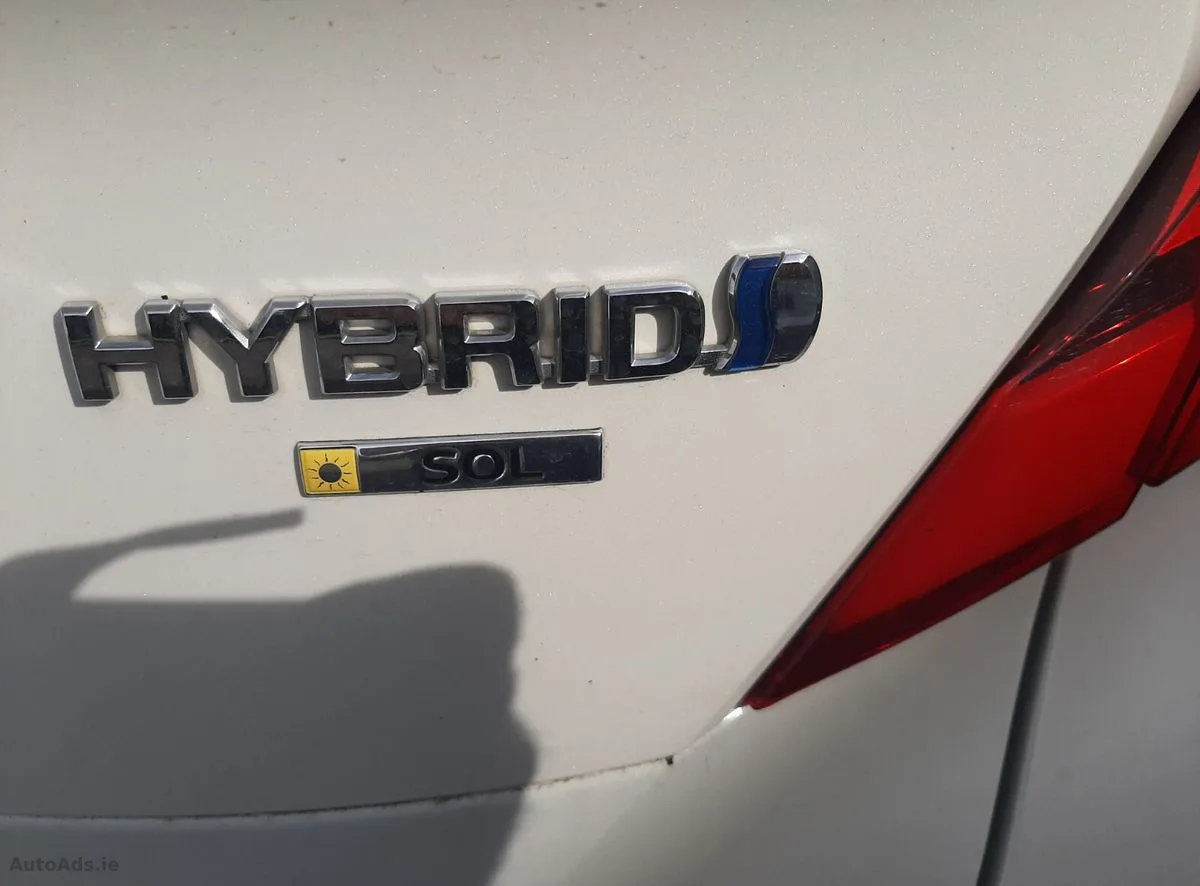 TOYOTA CH -R HYBRID AUTOMATIC 2022 – photo 4