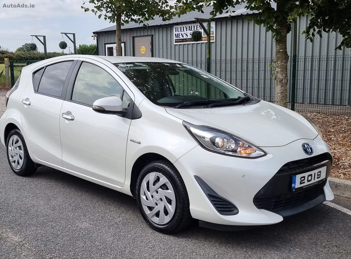 2019 Toyota Aqua – photo 12