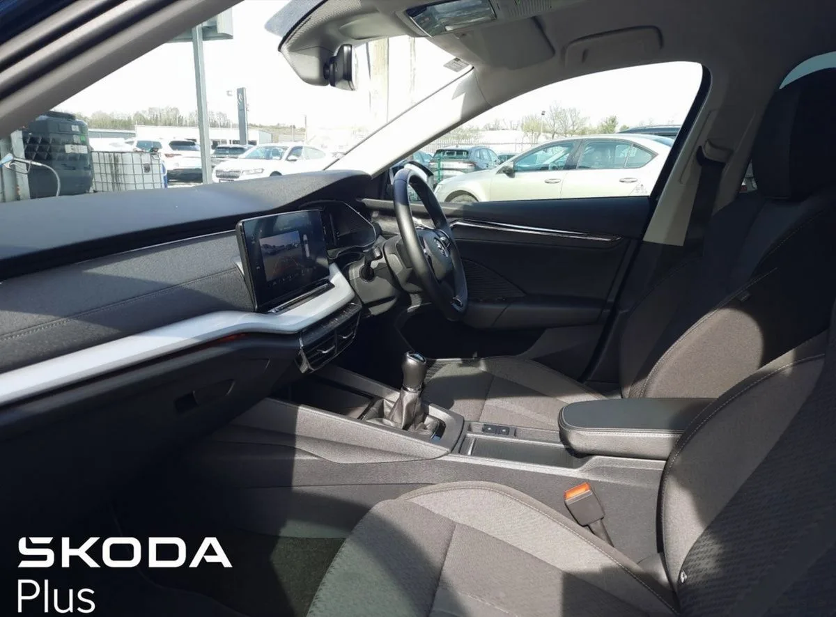 2023 Skoda Octavia – photo 4
