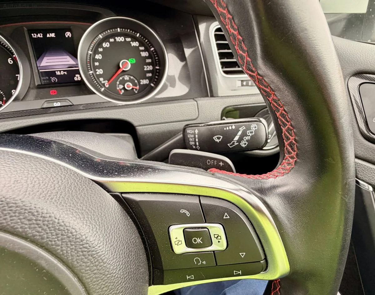 2013 Volkswagen Golf – photo 20