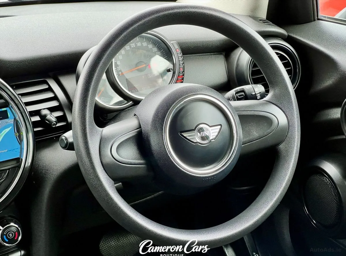 2015 Mini Cooper – photo 13