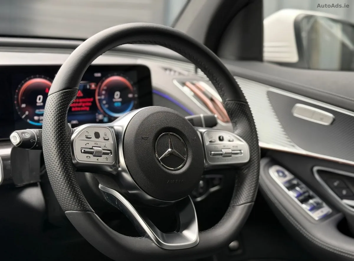 2021 Mercedes-Benz EQC – photo 11
