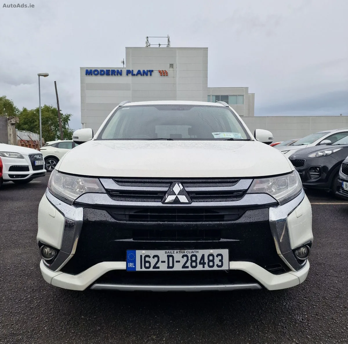 2016 Mitsubishi Outlander – photo 2